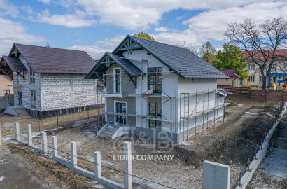 Casă individuală de vânzare în Colonița – spațiu, calitate și confort pentru familia ta