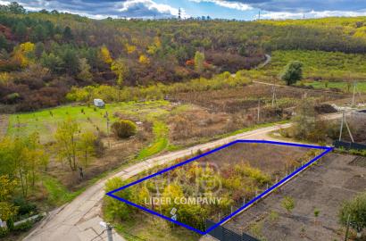 Teren pentru construcție de vânzare – 6,7 Ari, Ciocana, satul Buneți