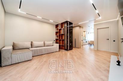 De vânzare apartament cu 3 camere și living - Buiucani