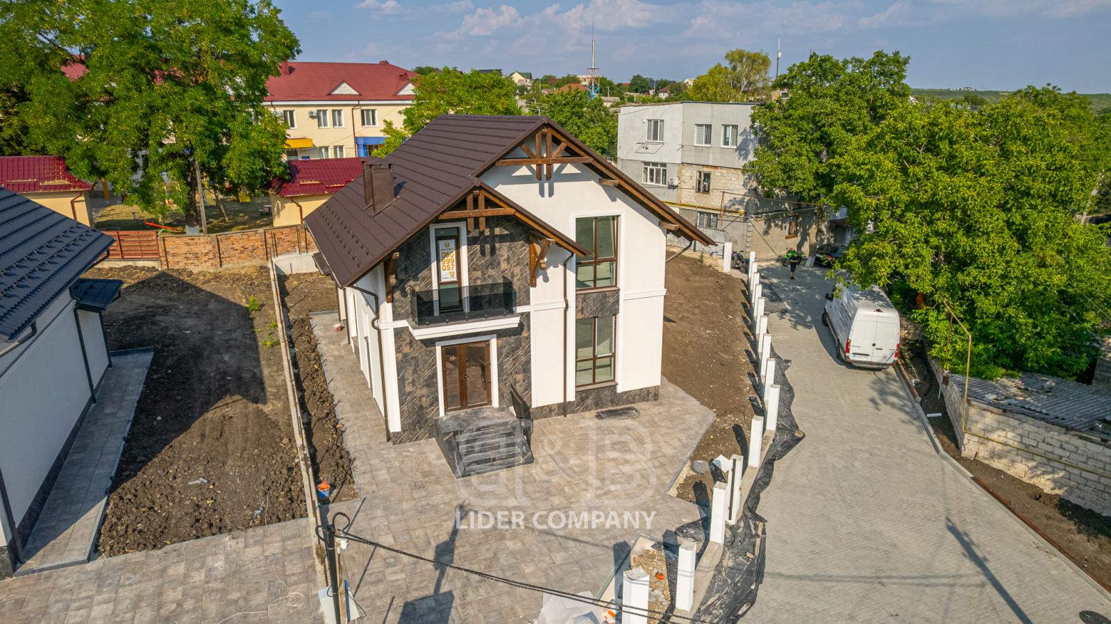 De vânzare casă modernă în Colonița