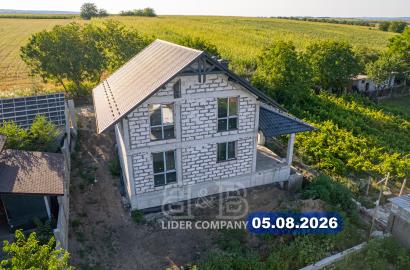 PROIECT EXCLUSIV! Casă cu 2 nivele de vânzare - Măgdăcești