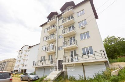 De vânzare apartament cu 2 camere - or. Codru