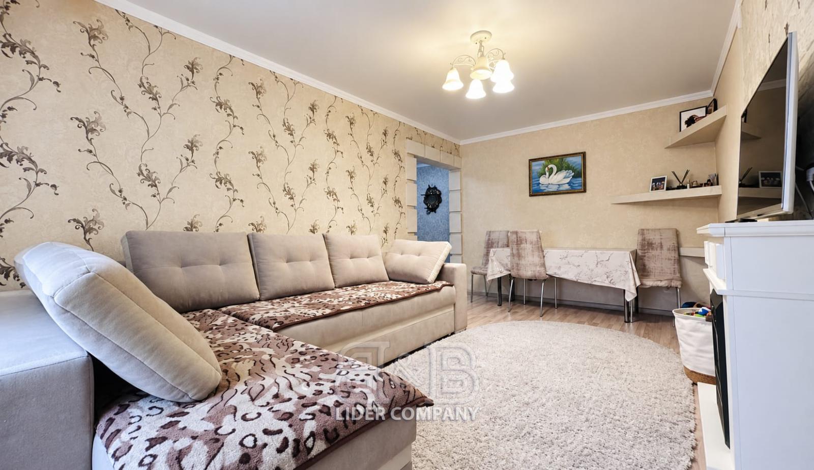 De vânzare apartament cu 3 camere - Buiucani