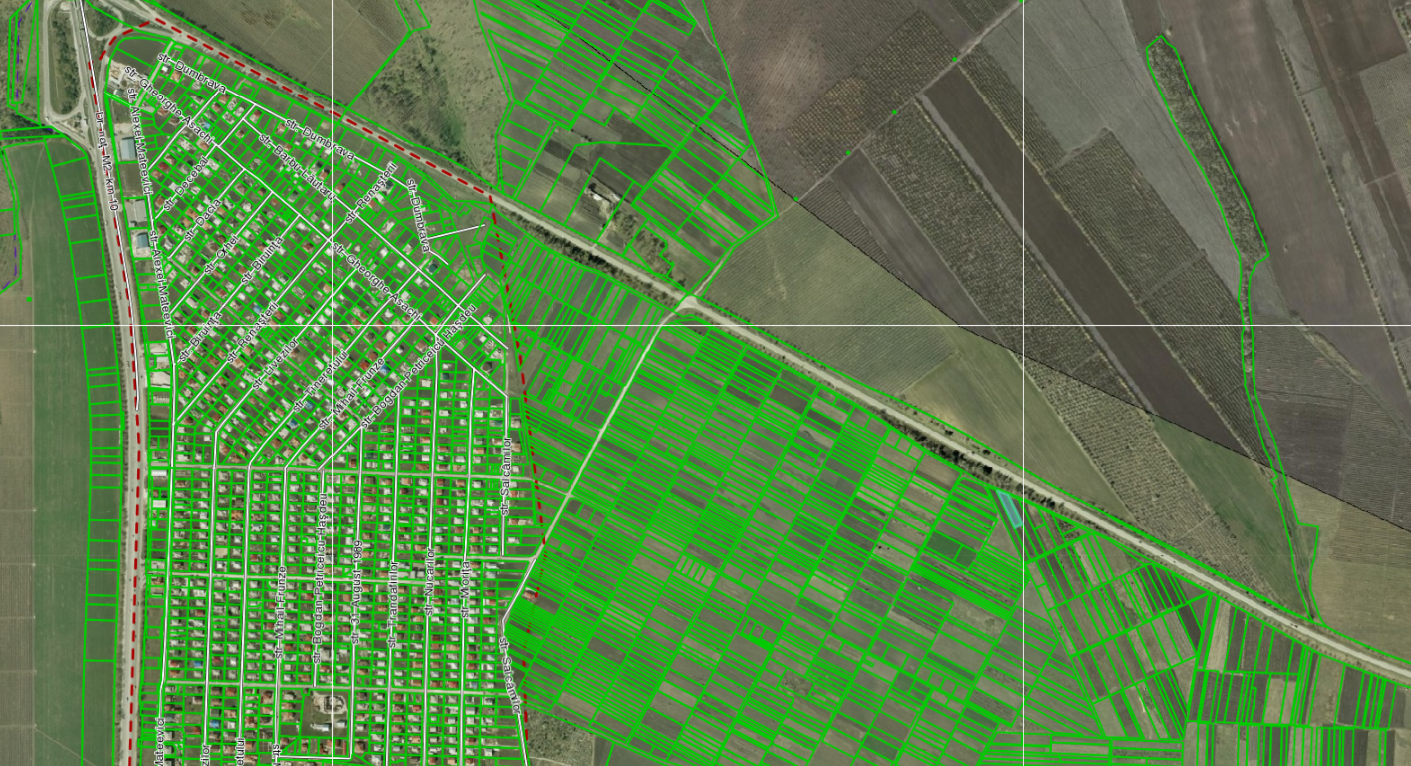 First-Line Land for Sale – 24 Ares, Stăuceni