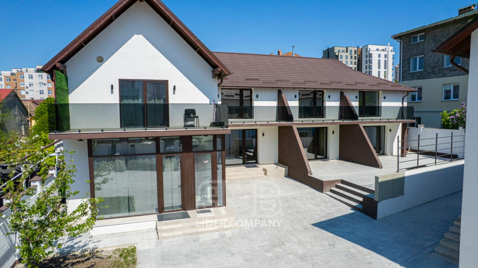 Spre chirie Townhouse bine amenajat cu 2 nivele - Durlești