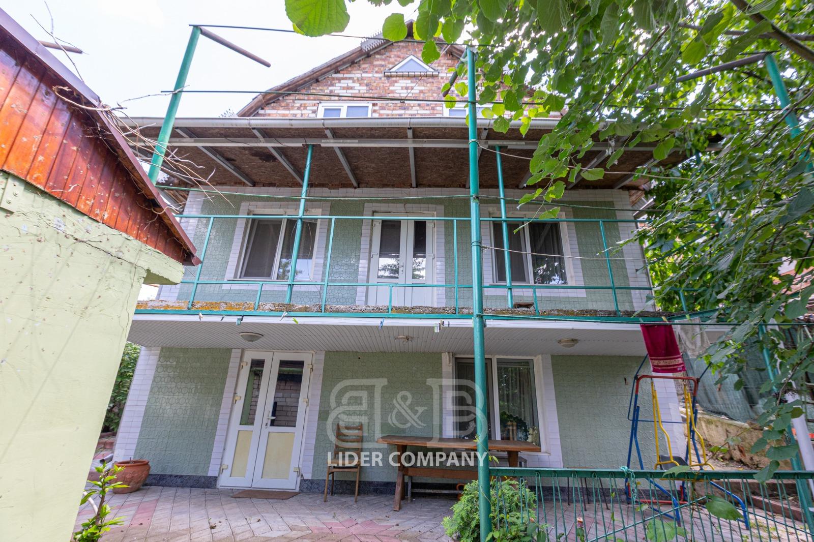 De vânzare casă spațioasă - Durlești