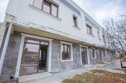 De vânzare townhouse spațios - sectorul Botanica