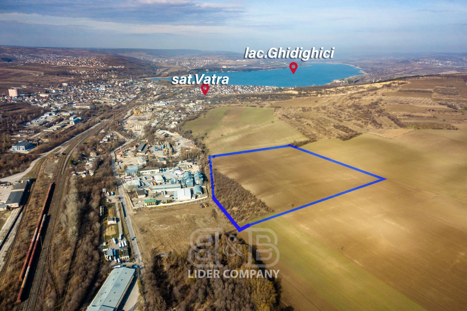 Teren extravilan (pentru construcții) în comuna Ghidighici